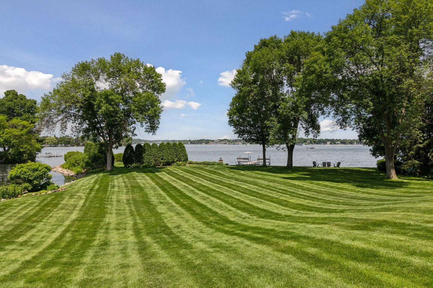 2670 Woolsey Lane, Woodland, MN 55391