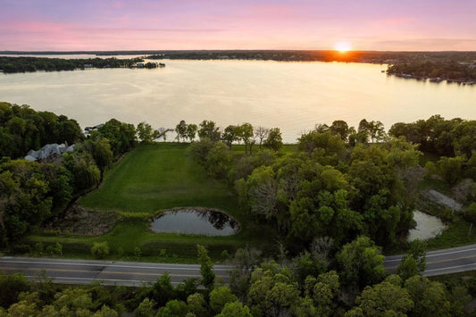 535 Bushaway Road, Wayzata, MN 55391