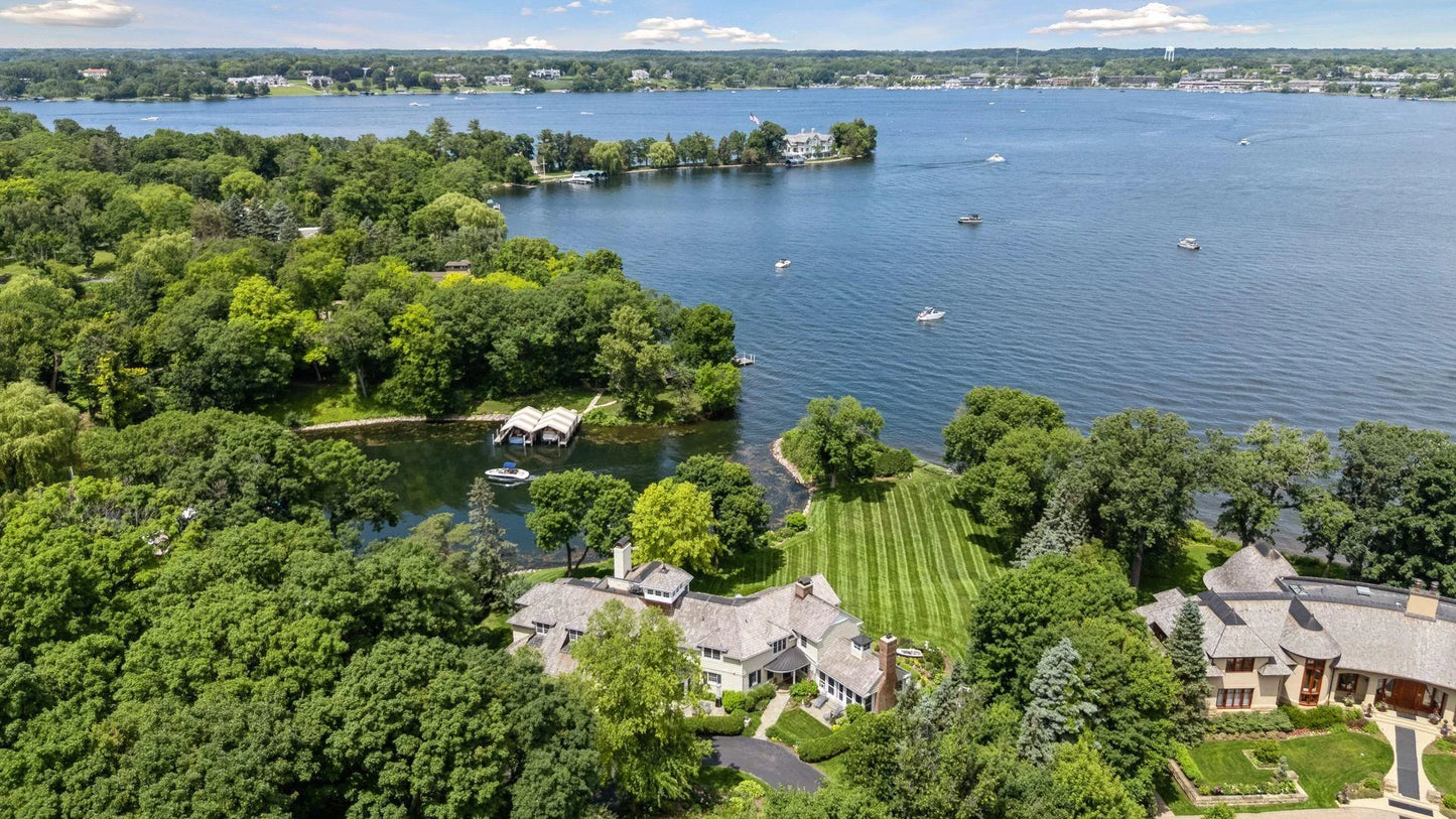 2670 Woolsey Lane, Woodland, MN 55391