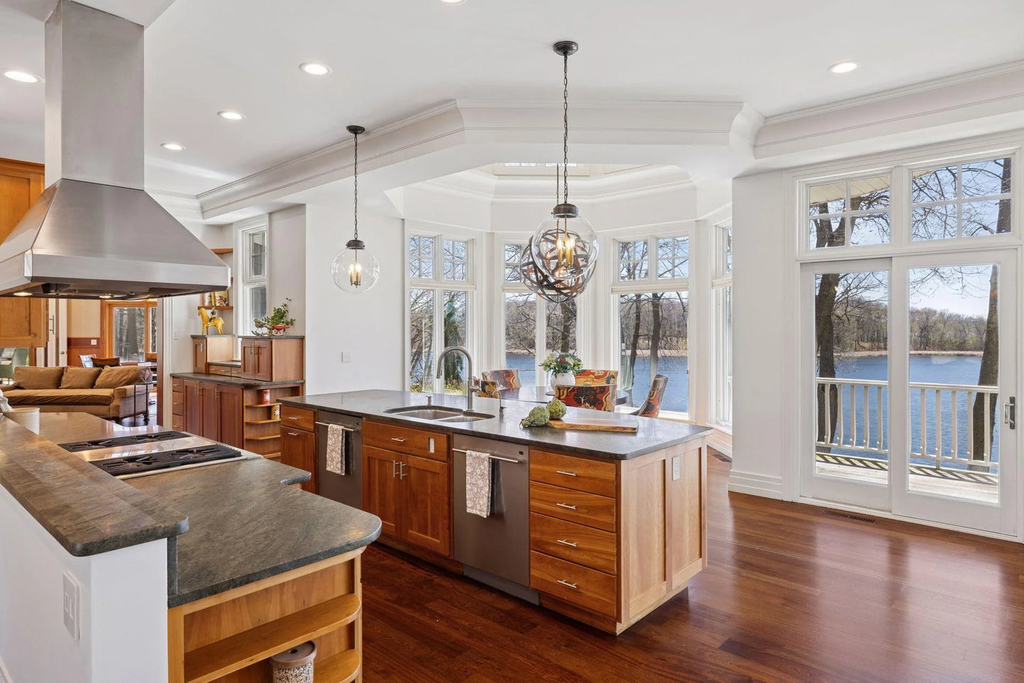 2845 Little Orchard Way, Orono, MN 55391