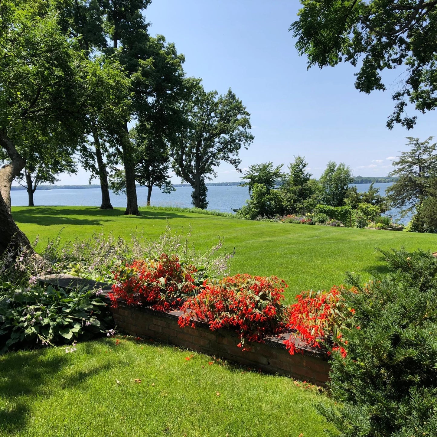 547 Harrington Road, Wayzata, MN 55391