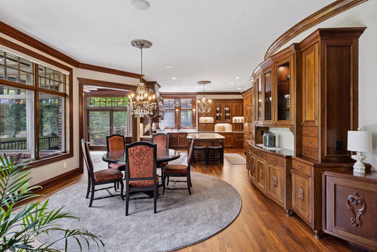 614 Hidden Creek Trail, Mendota Heights, MN 55118
