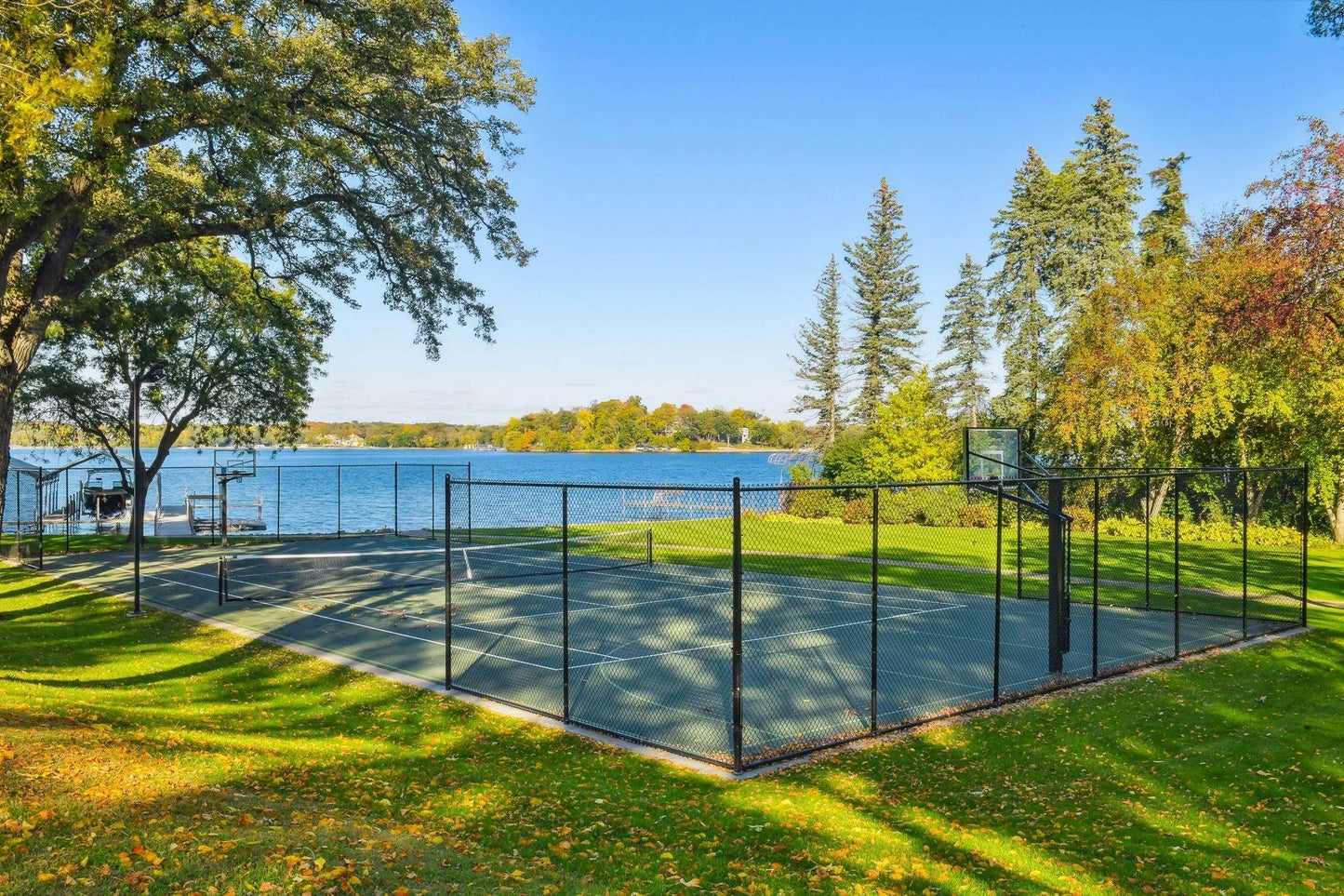 17950 & 18000 Breezy Point Road , Woodland, MN 55391